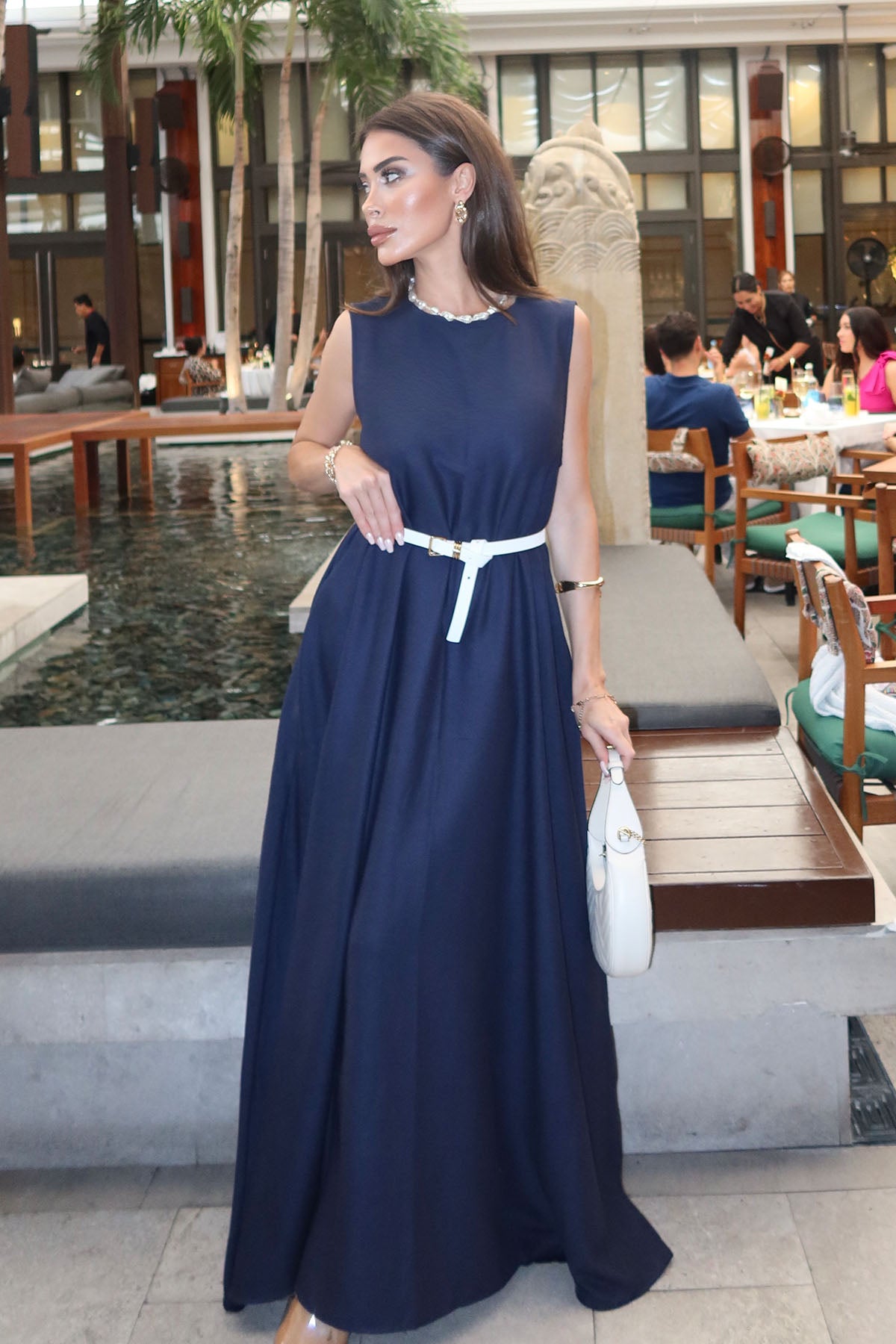 Kadın Dökümlü Pamuklu Sıfır Kol Elbise Lacivert