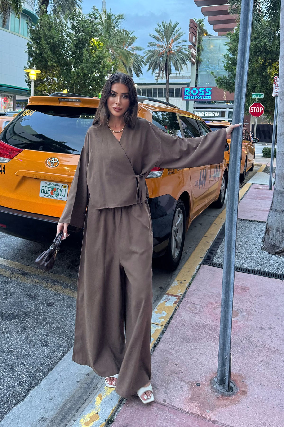 Kadın Organik Pamuk Bol Kesimli Pantolon Kahve