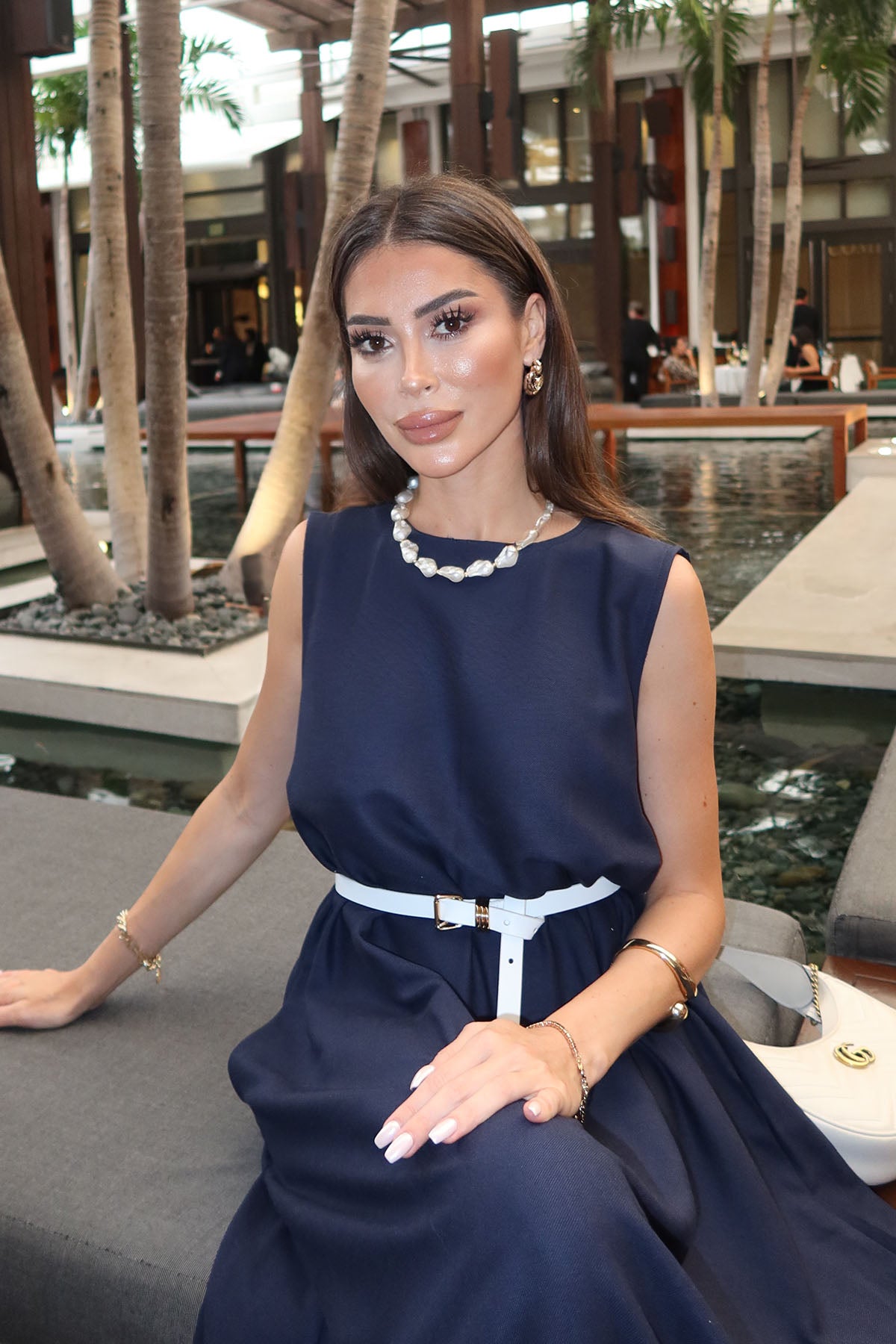 Kadın Dökümlü Pamuklu Sıfır Kol Elbise Lacivert