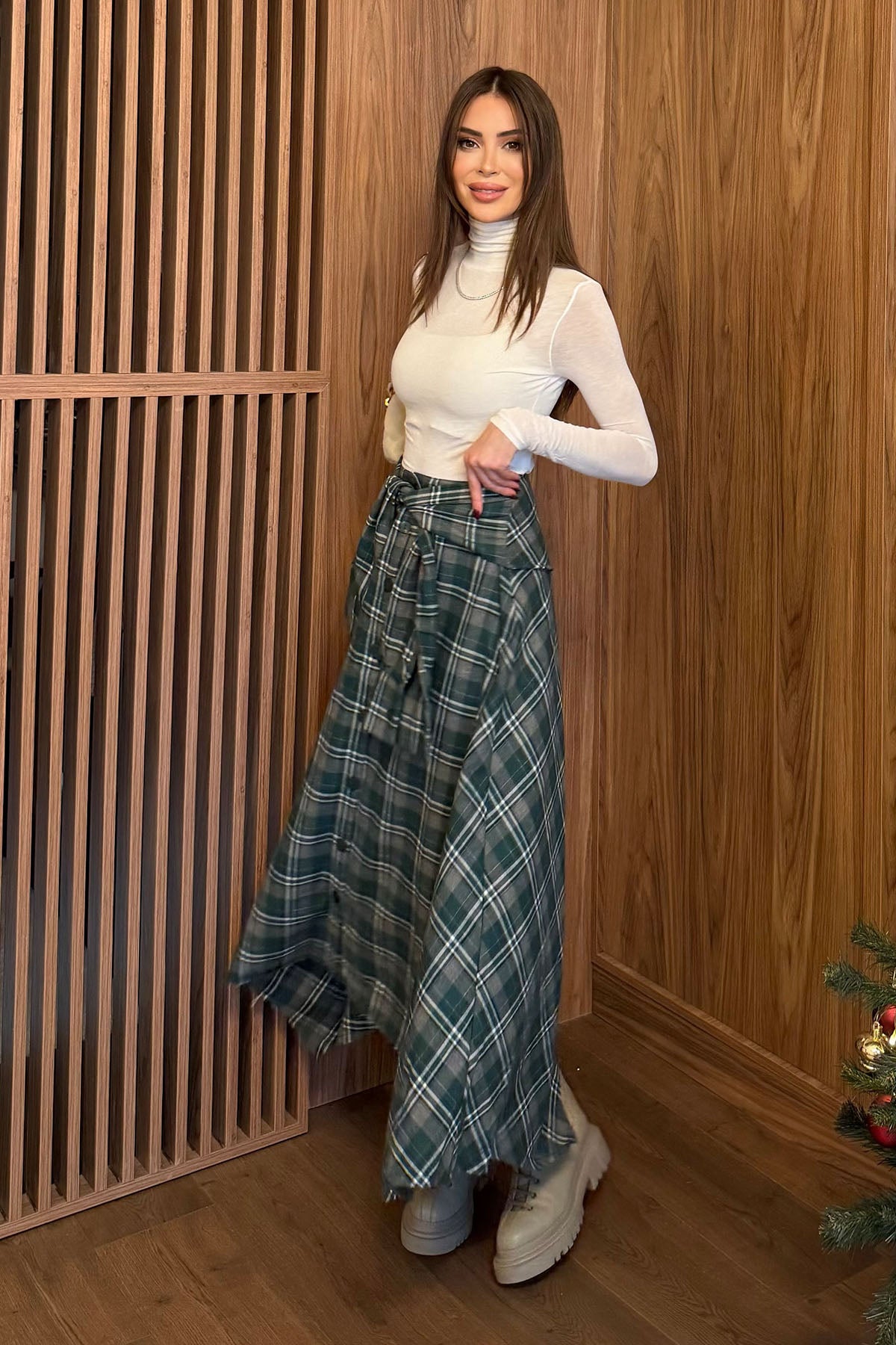 Kadın Bağlama Detaylı Asimetrik Etek Yeşil