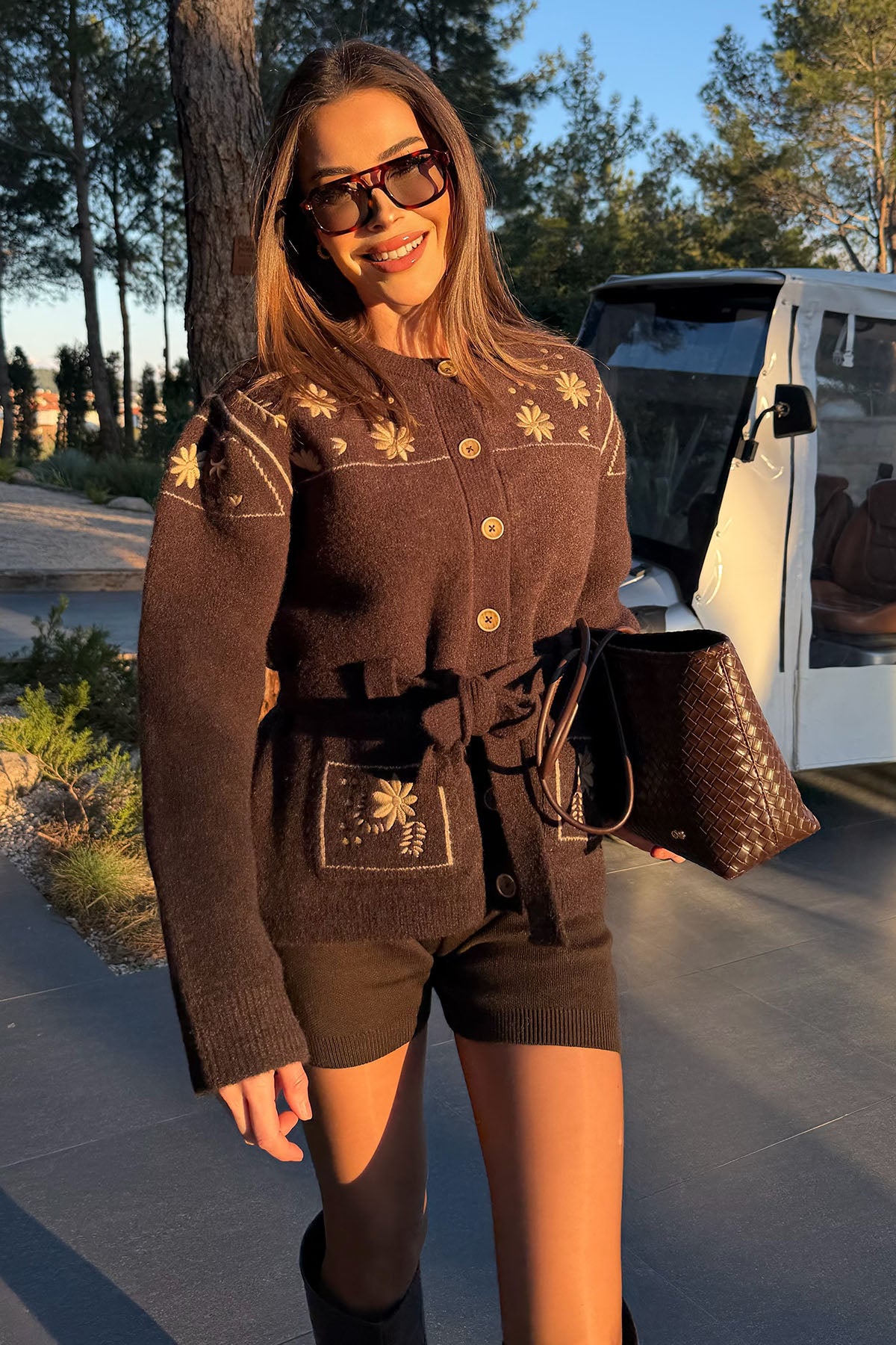 Kadın Nakış İşlemeli Hırka Acı Kahve