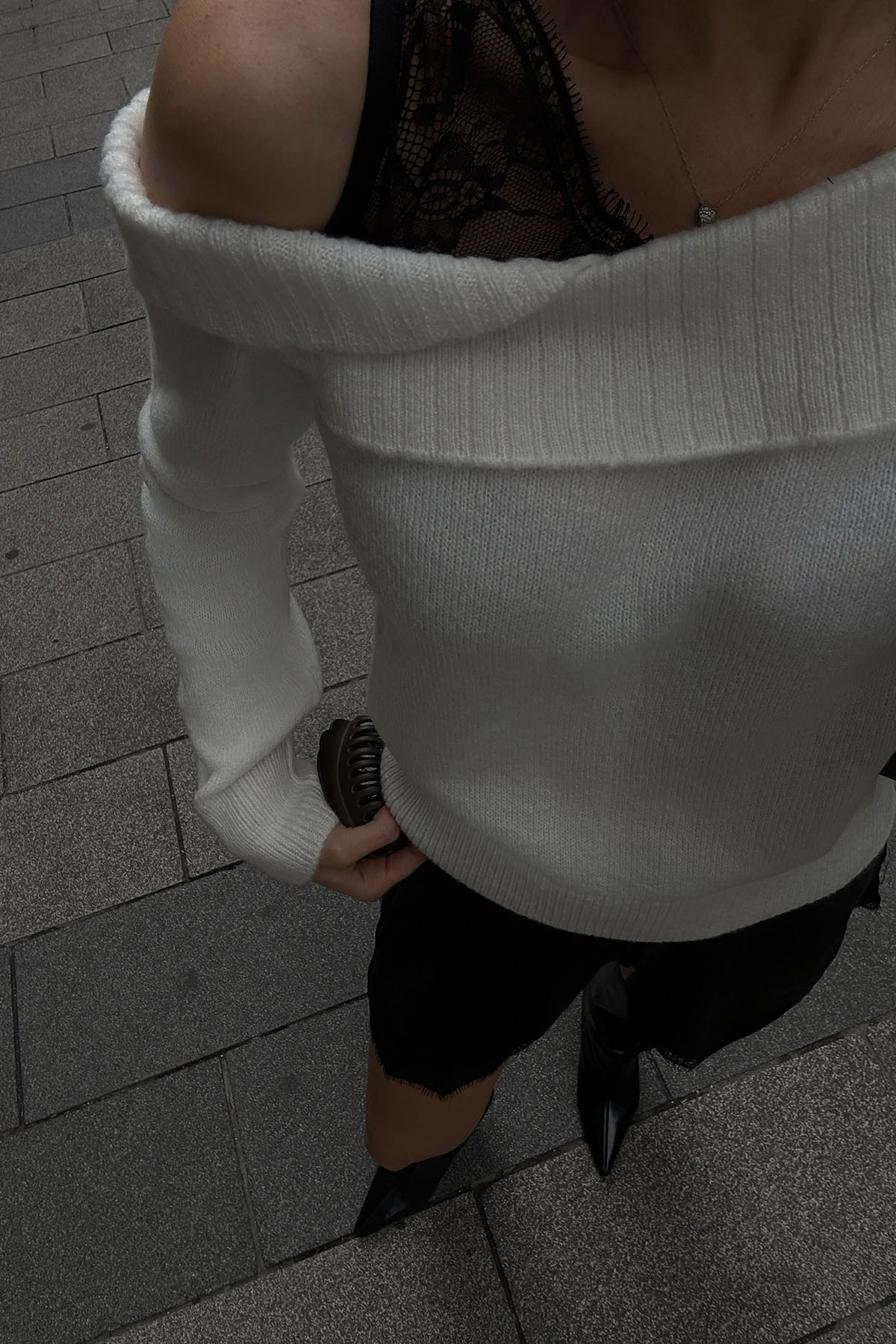 Kadın Kayık Yaka Dantel Detaylı Kazak Ekru