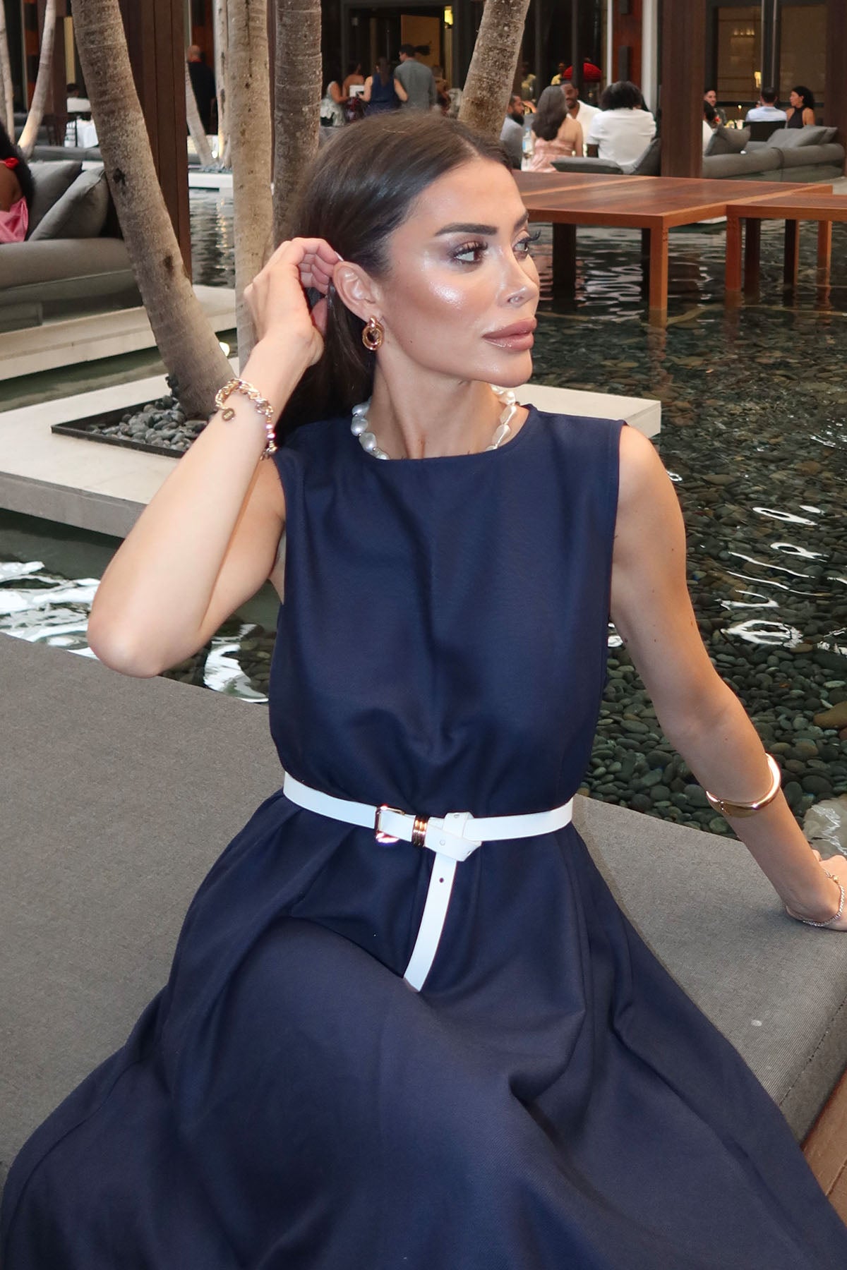 Kadın Dökümlü Pamuklu Sıfır Kol Elbise Lacivert